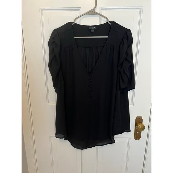 Torrid Women's 1 - 1X Black Puff Sleeve Blouse Short Sleeve V Neck Half Button - Picture 1 of 10